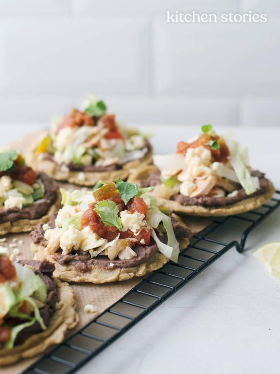 Mexican chicken sopes | Recipe | Kitchen Stories