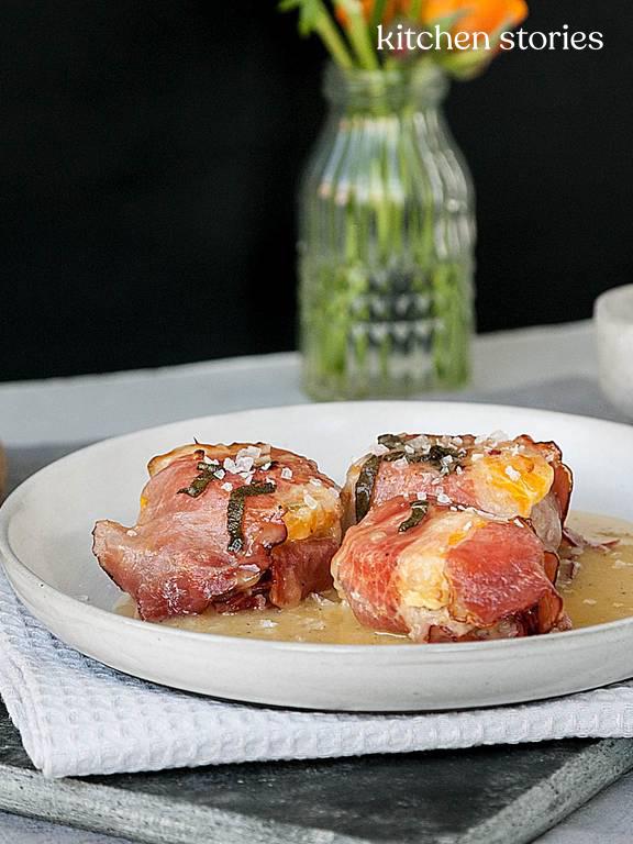 Schweinefilet mit Clementinen-Salbei-Soße | Rezept mit Video | Kitchen ... Schweinefilet mit Clementinen-Salbei-Soße | Rezept mit Video | Kitchen ...