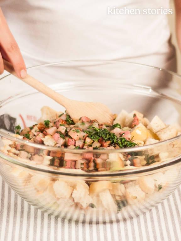 Saftiger gebratener Truthahn | Rezept | Kitchen Stories Saftiger gebratener Truthahn | Rezept | Kitchen Stories