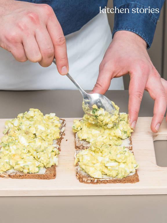 Eiersalatsandwich mit Avocado | Rezept | Kitchen Stories Eiersalatsandwich mit Avocado | Rezept | Kitchen Stories