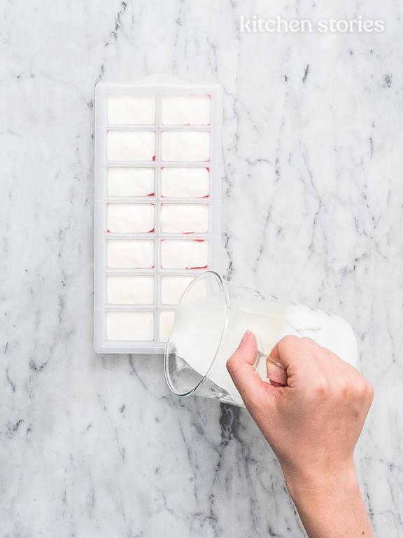 Raspberry frozen yogurt bites | Recipe with Video | Kitchen Stories