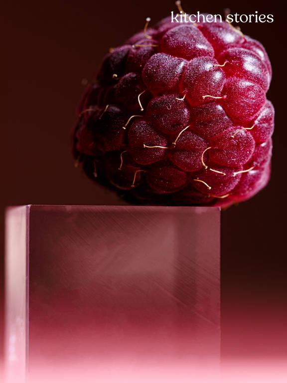 In Season Now: Buying, Storing, and Preparing Raspberries