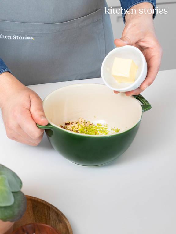 Mini-Crumble mit Nektarinen | Kitchen Stories Mini-Crumble mit Nektarinen | Kitchen Stories