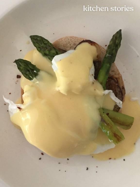 Eier Benedict mit Spargel | Rezept | Kitchen Stories Eier Benedict mit Spargel | Rezept | Kitchen Stories